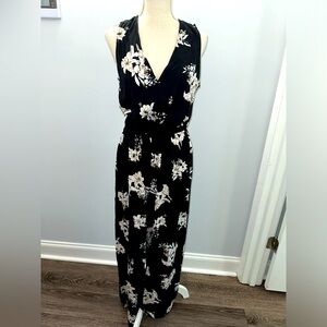 5/48 Floral jumpsuit size L